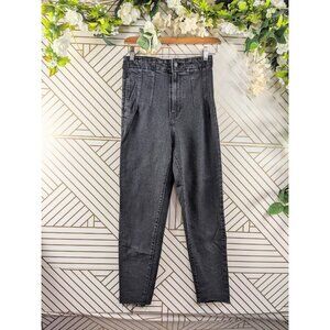 LEVI'S Women's Black High Waisted Taper Jeans Pockets Zip Fly Size 25 READ